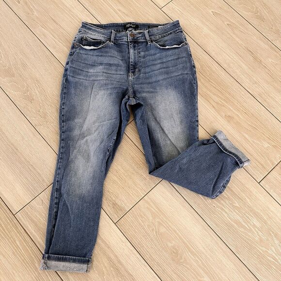 Judy Blue Jeans Womens 16W Cuff Boyfriend Fit Relaxed Dark Wash Denim - Picture 2 of 11